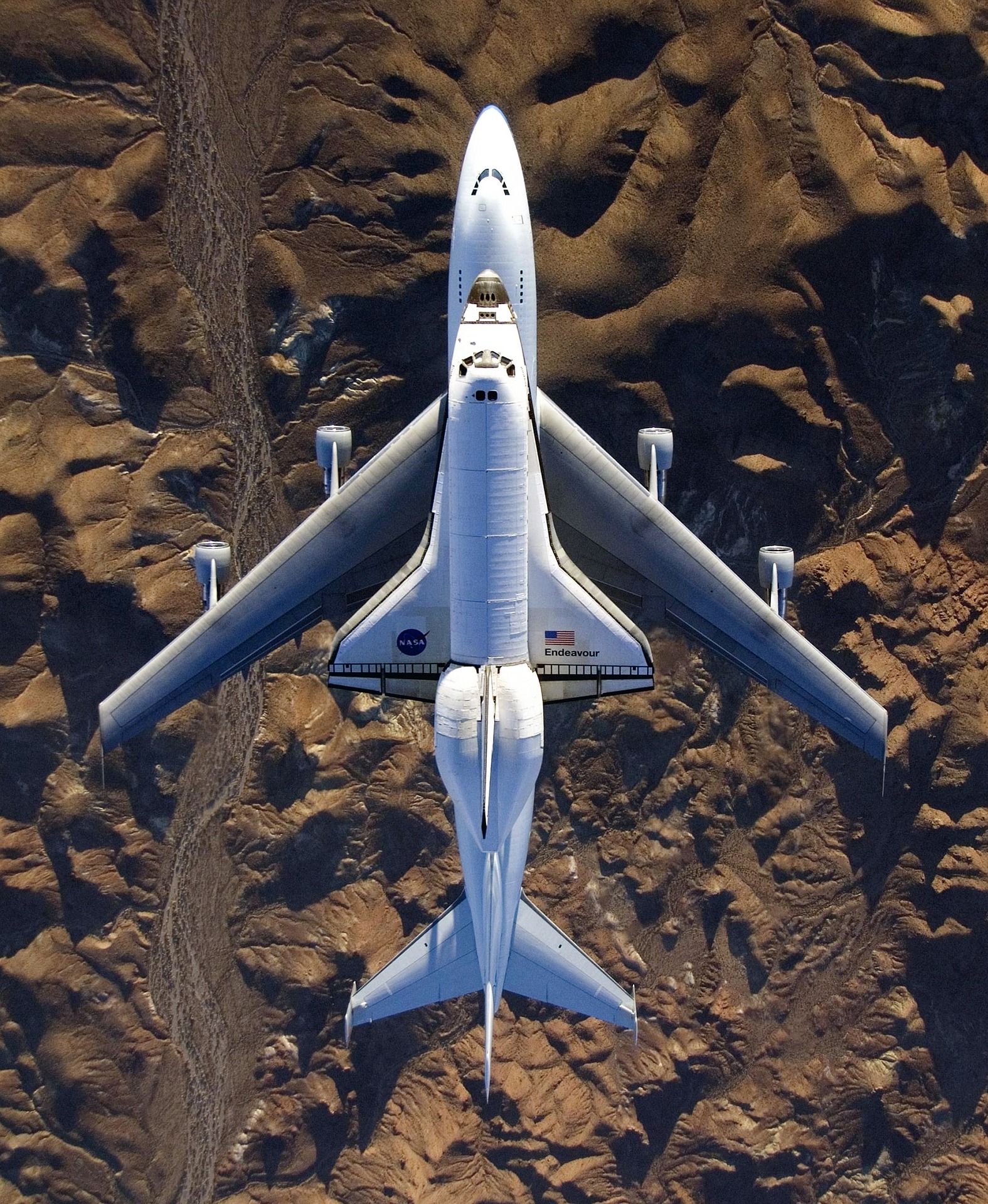 space-shuttle-2135247_1920 space-shuttle-2135247_1920